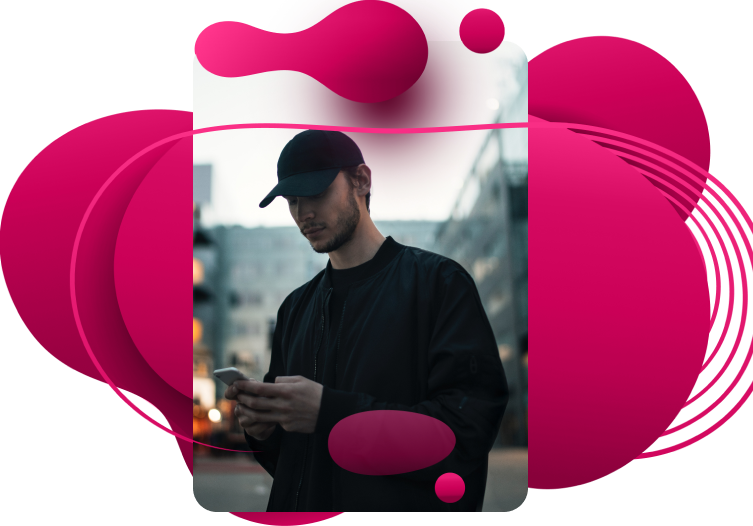 games-man-with-mobile